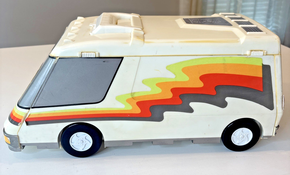 Vintage 1991 Micro Machines Super Van City RV Playset Galoob White Retro Toy